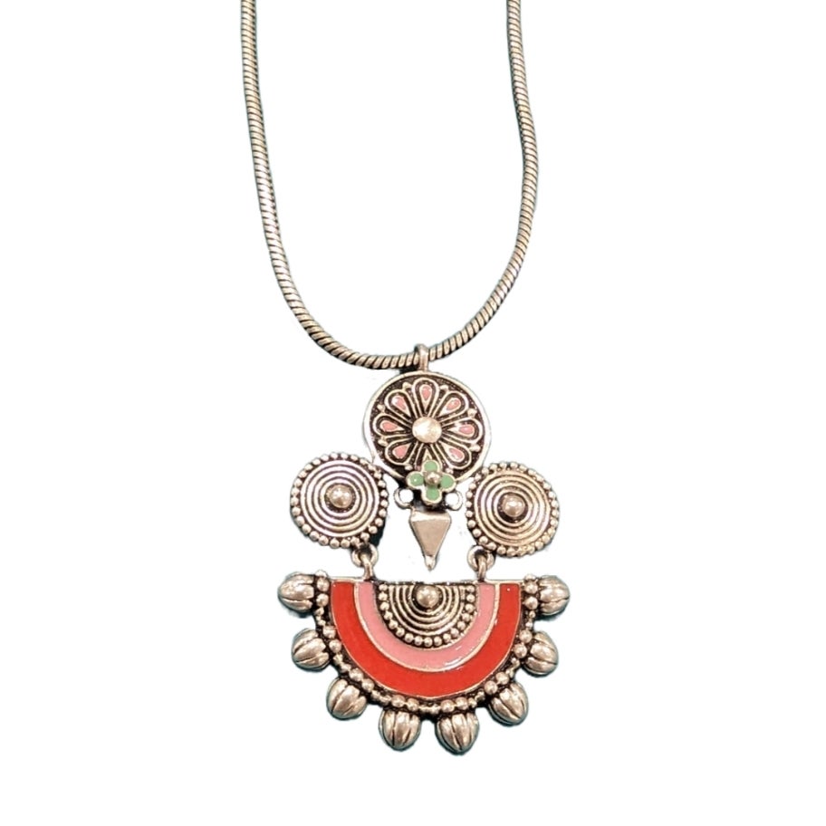 Amrapali silver top